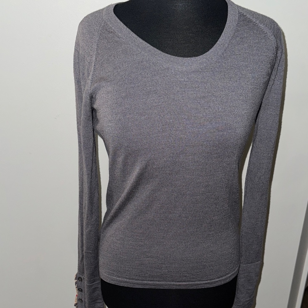 Burberry London sweater size - M